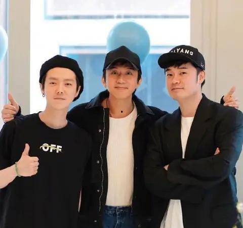 陈赫邓超最新爆料,揭秘娱乐圈幕后真相 第1张 陈赫邓超最新爆料,揭秘娱乐圈幕后真相 第1张