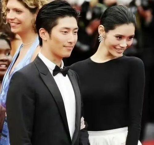 大瓜爆料窦骁视频大全最新,大瓜爆料背后的精彩瞬间 第1张 大瓜爆料窦骁视频大全最新,大瓜爆料背后的精彩瞬间 第1张