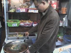 爱情麻辣烫在线观看,浪漫邂逅，味蕾与心灵的碰撞  第3张